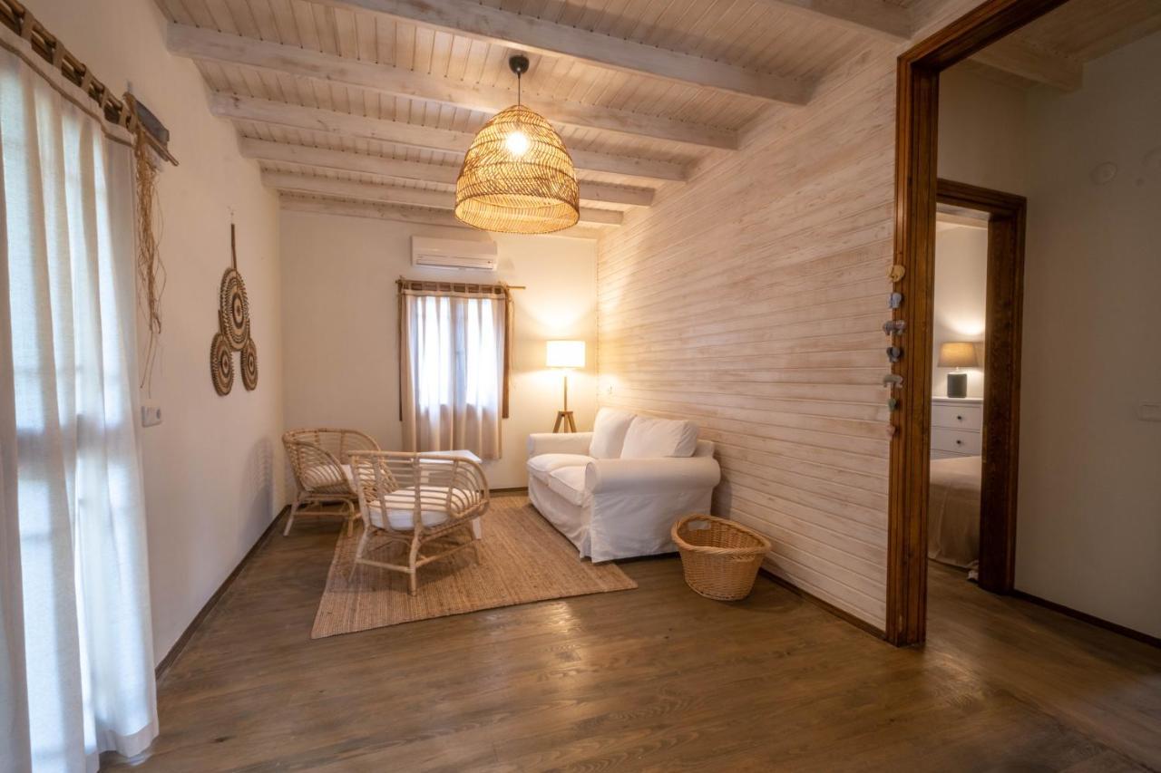 Akdeniz Bahcesi Tatil Evi Çıralı