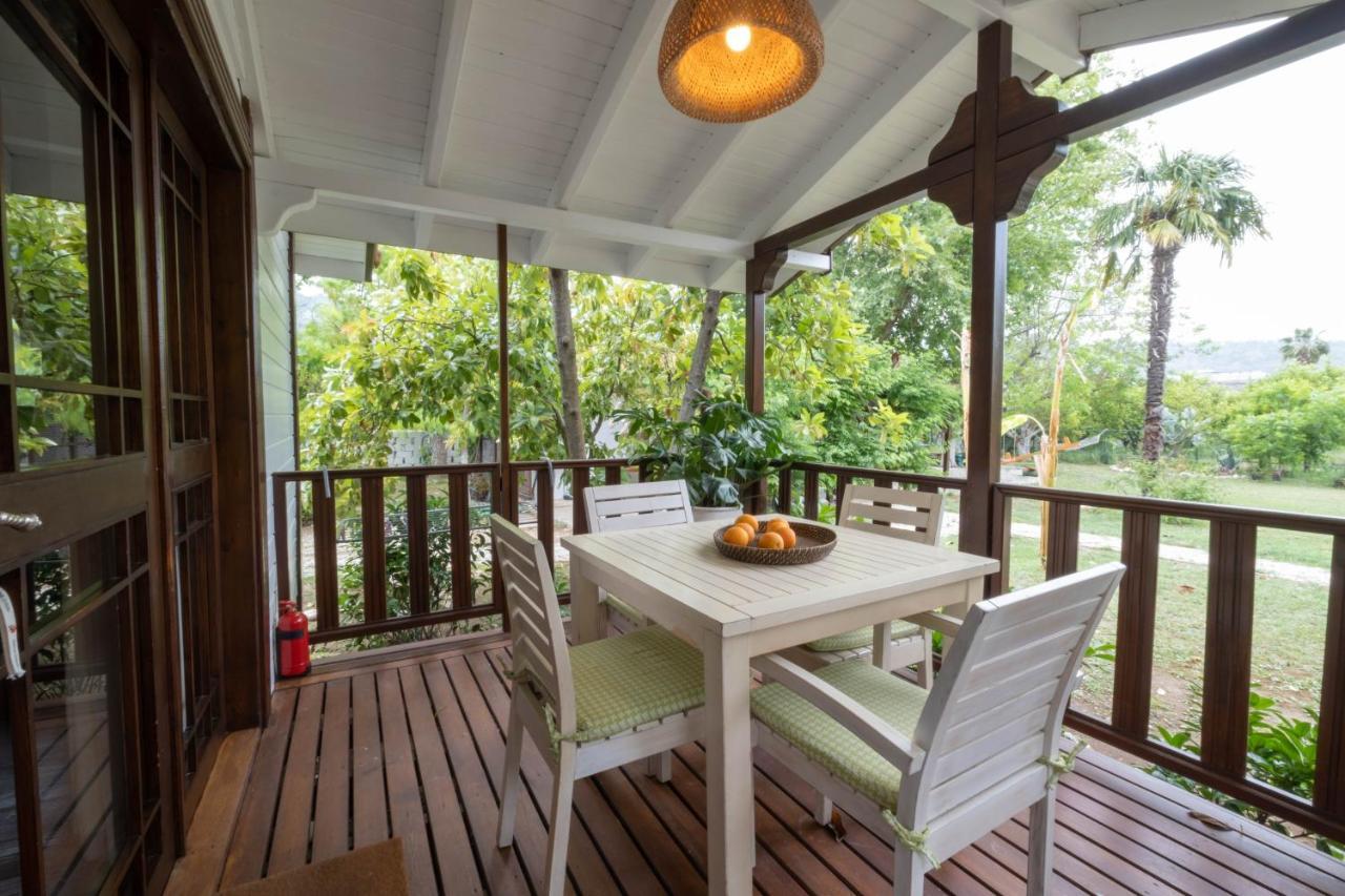 Akdeniz Bahcesi Tatil Evi Çıralı