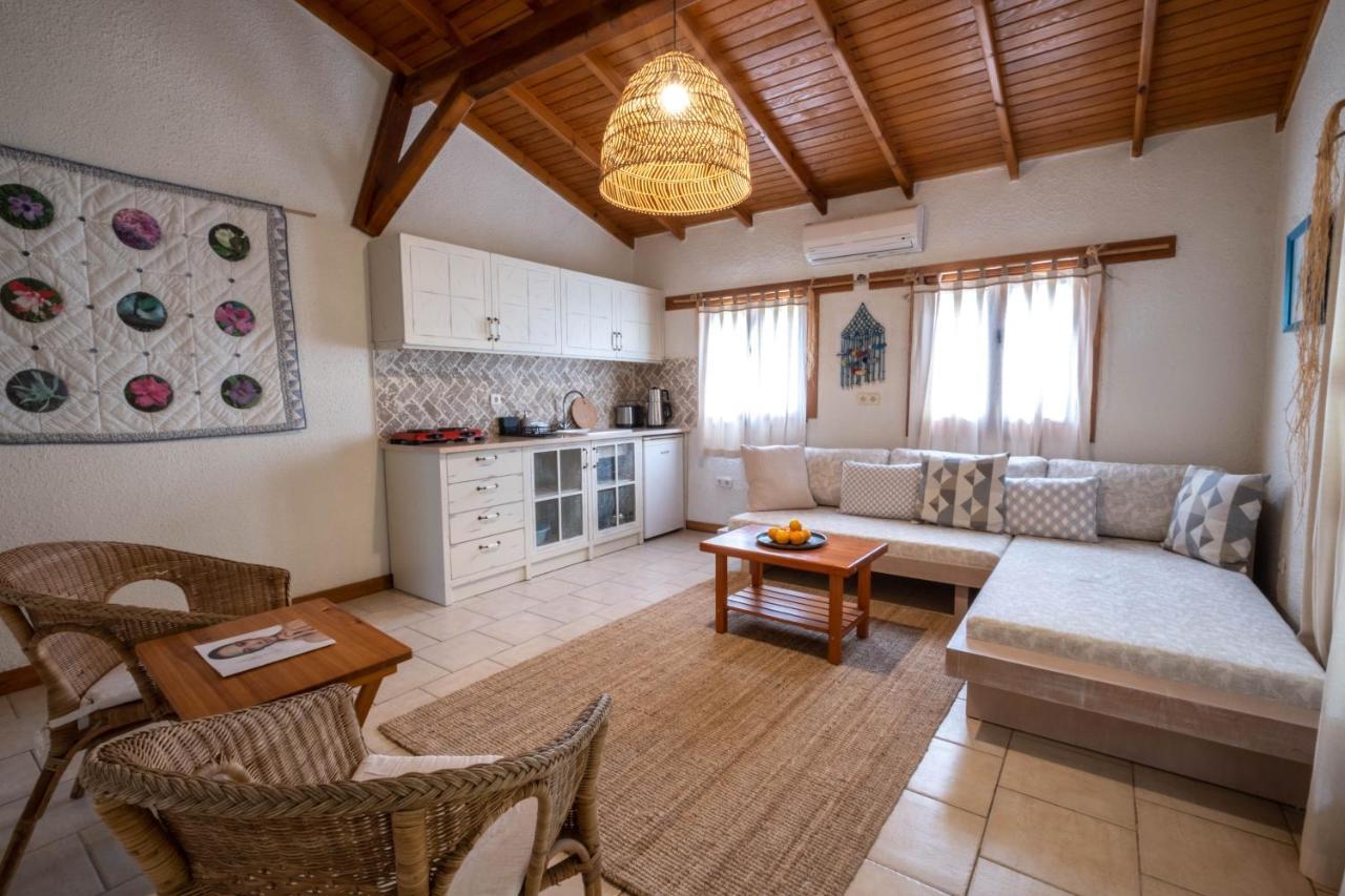 Akdeniz Bahcesi Tatil Evi